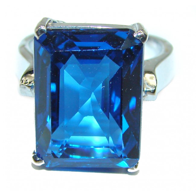 Magic Perfection London Blue Topaz .925 Sterling Silver Ring size 6