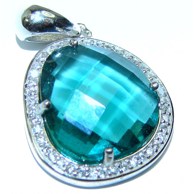 Precious Treasure Emerald .925 Sterling Silver handmade Pendant