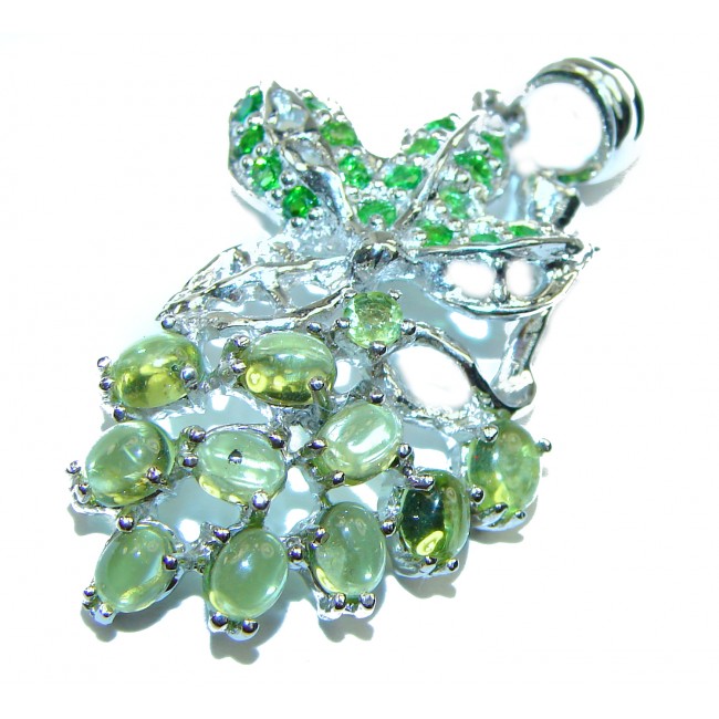 Green Grapes Peridot Chrome Diopside .925 Sterling Silver handmade Pendant