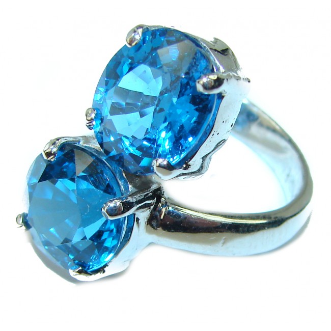 Magic Perfection 18.5 carat London Blue Topaz .925 Sterling Silver Ring size 7 3/4