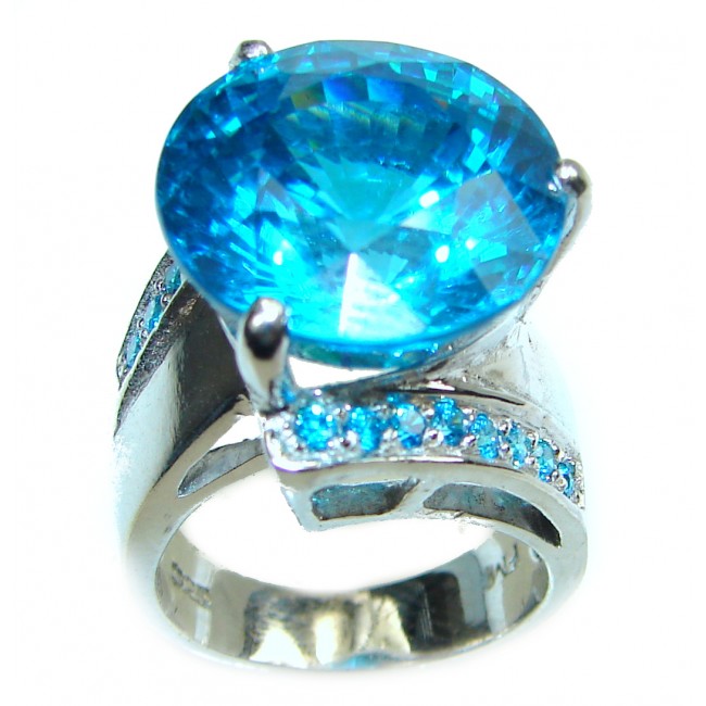 22.5 carat Large round shape Swiss Blue Topaz .925 Sterling Silver handmade Ring size 5 3/4