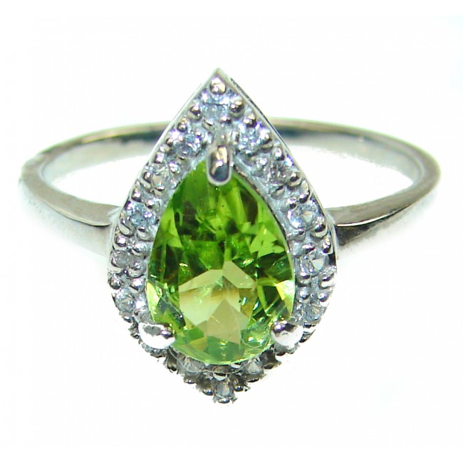 Green Power authentic Peridot .925 Sterling Silver ring s. 7 1/4