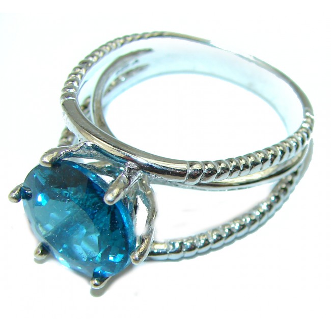 Magic Perfection London Blue Topaz .925 Sterling Silver Ring size 8 1/4