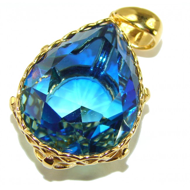 22.5 carat Blue Topaz 18K Gold over .925 Sterling Silver handmade Pendant