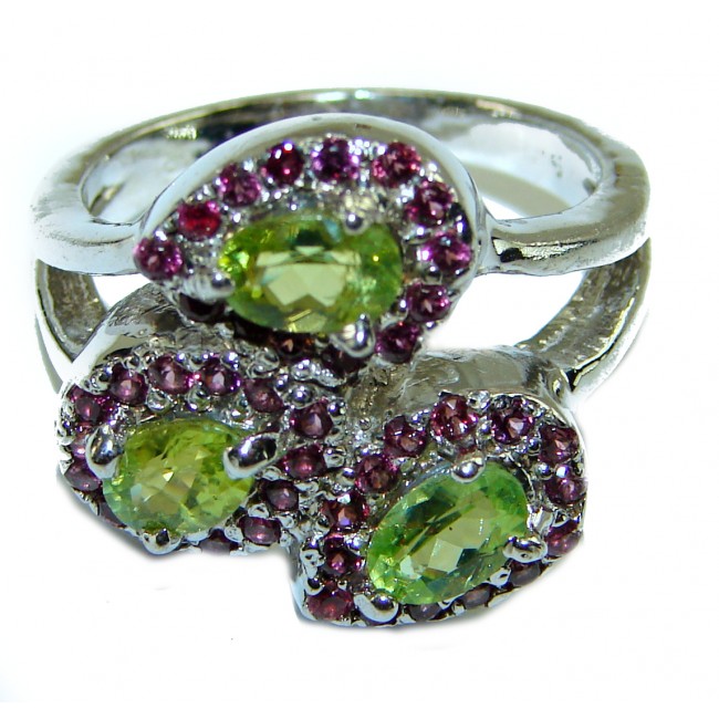 Authentic Peridot .925 Sterling Silver Ring size 8 1/2