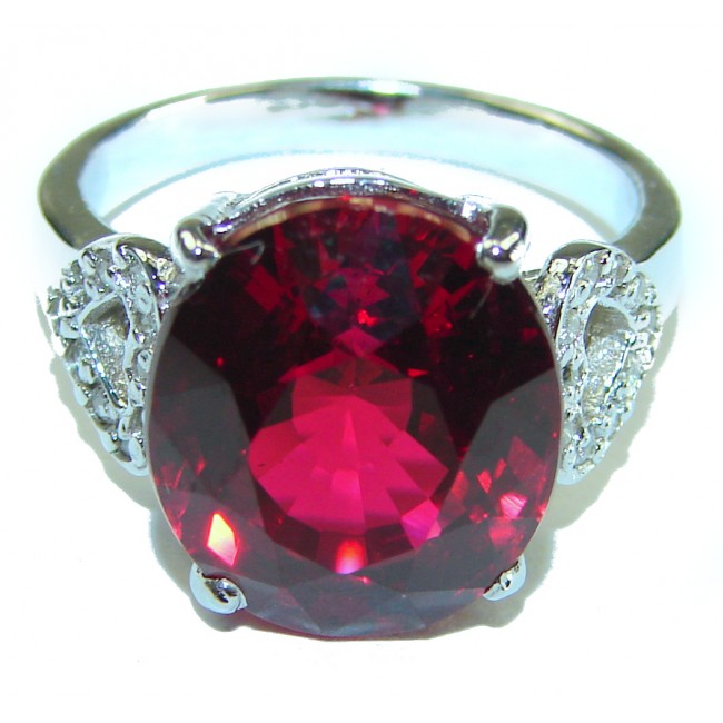 Carmen 18.5 carat Red Topaz .925 Silver handcrafted Cocktail Ring s. 7
