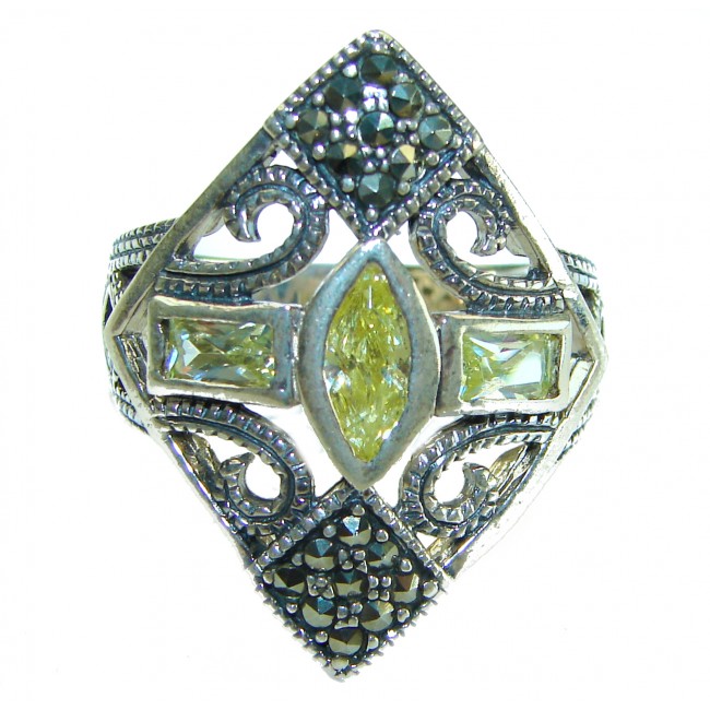 Magic Perfection Yellow - Green Topaz .925 Sterling Silver Ring size 9