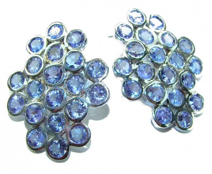 Giovanna - Authentic 17.9 carat Tanzanite .925 Sterling Silver handcrafted earrings - Close-up of Tanzanite earrings in .925 sterling silver