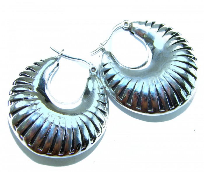 Highly Polished Fancy Modern design .925 Sterling Silver Italy made Earrings - Shiny .925 silver earrings, modern design, top view.