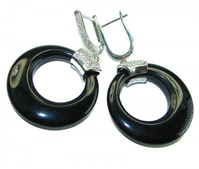 Outstanding authentic Onyx .925 Sterling Silver Earrings - Close-up of Onyx and .925 Sterling Silver earrings with clasp detail
