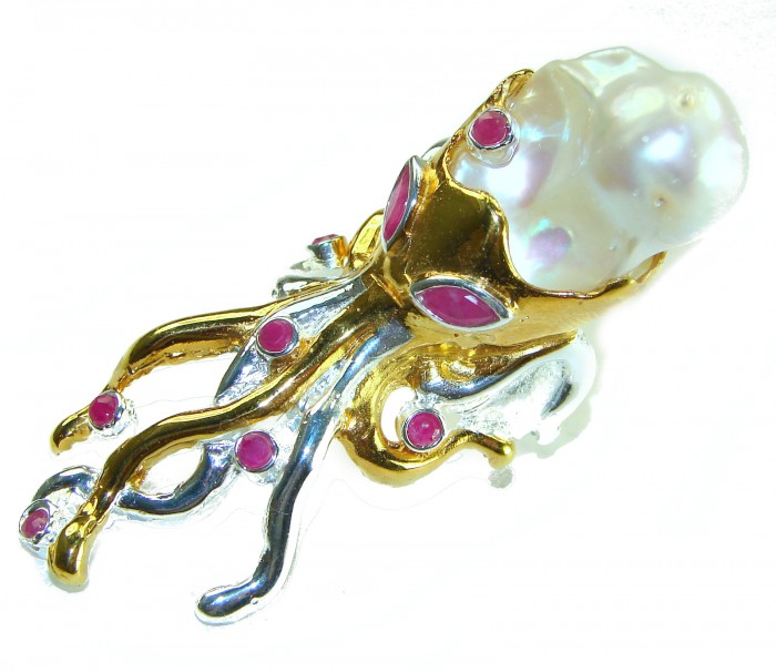 Massive Golden Mother of Pearl Octopus with Ruby eyes 18K Gold over .925 Sterling Silver handcrafted ring s. 6 - Octopus jewelry with pearl and rubies, top view, detailed tentacles.