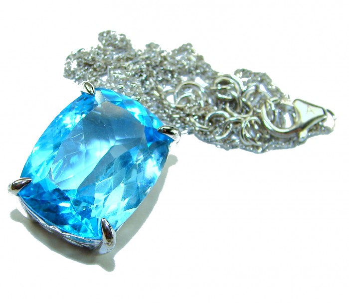 Pacifica 19.5 carat Swiss Blue Topaz .925 Sterling Silver Handcrafted necklace - Close-up of Pacifica blue topaz pendant on silver chain