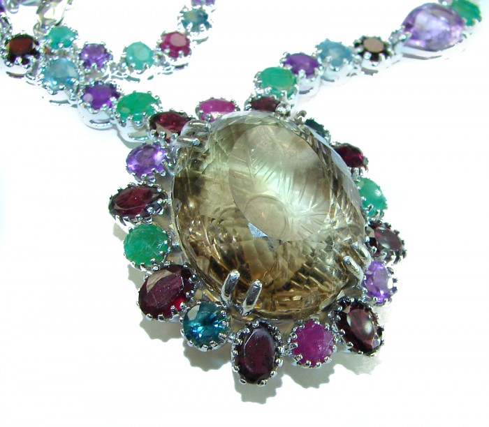 Outstanding carved 145.5 carat Smoky Topaz .925 Sterling Silver handcrafted Statement necklace - Close-up of a carved 145.5 ct Smoky Topaz necklace in sterling silver.