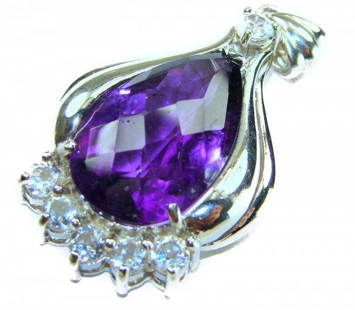 Mademoiselle - 21.5 carat natural Amethyst .925 Sterling Silver dipped in 18K White Gold handcrafted Pendant - Close-up of Mademoiselle amethyst pendant with sterling silver setting.