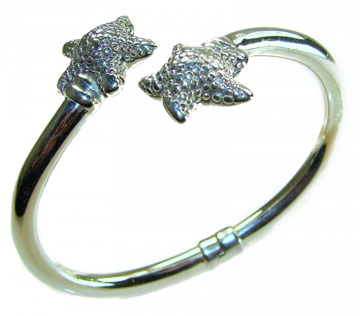 Seaside Italy made Starfish Bracelet in best quality .925 Sterling Silver - Side view of Seaside Italy starfish bracelet in .925 silver.