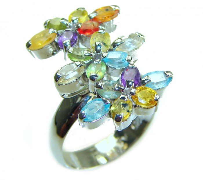 Summer Time 12.5 multicolor Kashmir Sapphire .925 Sterling Silver handcrafted ring size 9 - Multicolor sapphire ring close-up, silver setting, angled view.