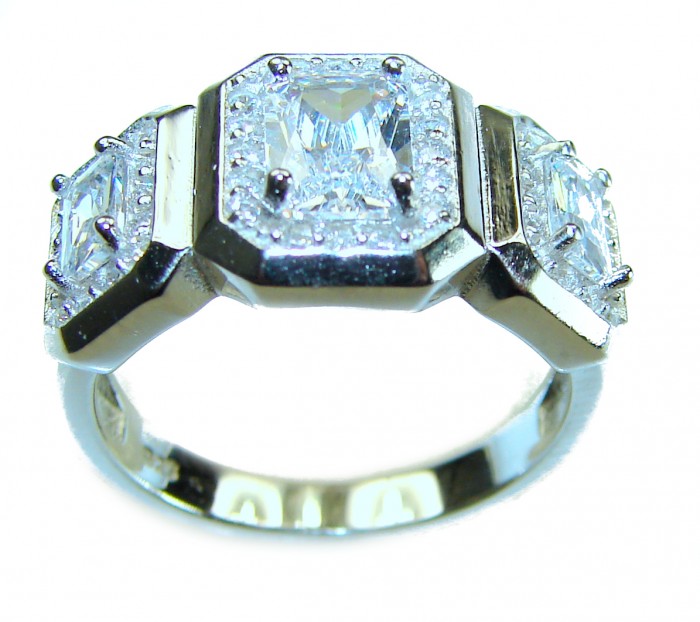 LUXURIOUS 8.2 carat White Topaz .925 Sterling Silver handcrafted Ring s. 7 - Side view of white topaz and sterling silver ring, 8.2 carats