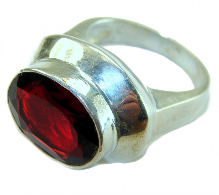 Red Cascade Authentic 10.4 carat Garnet .925 Sterling Silver brilliantly handcrafted large Statement Ring size 8 - Close-up side view of Red Cascade 10.4 carat Garnet in .925 Sterling Silver ring
