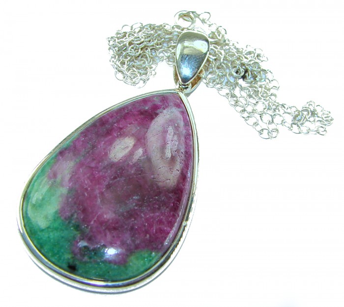 Boho Style Genuine Ruby in Zoisite .925 Sterling Silver handmade necklace - Close-up of Boho style ruby in zoisite pendant with silver chain