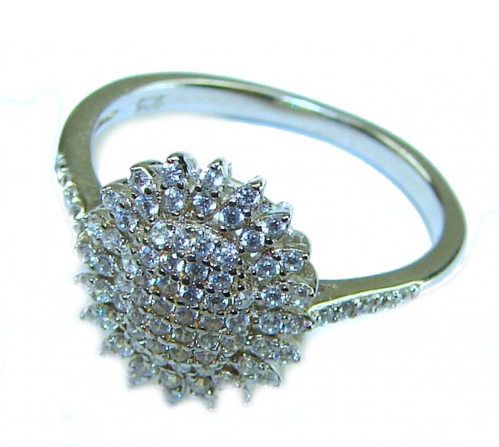 Luxurious 5.8 carat White Topaz .925 Sterling Silver brilliantly handcrafted ring s. 7 1/4 - Close-up of white topaz sterling silver ring in a floral design.