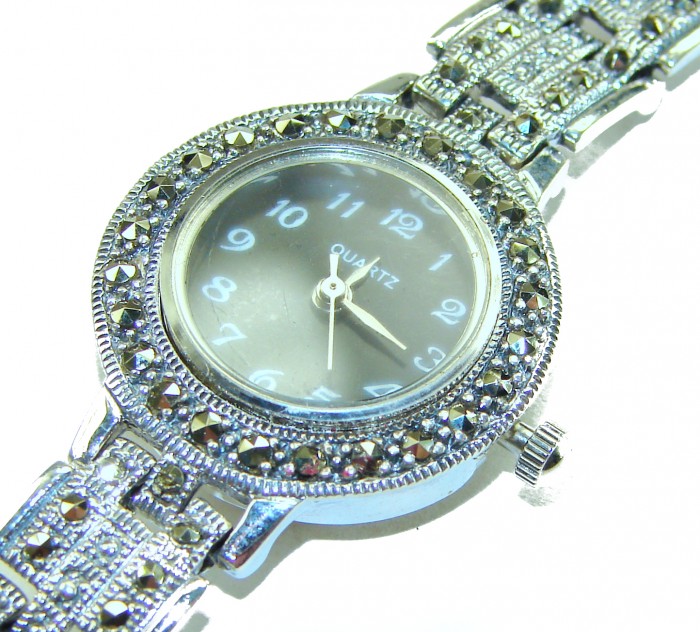 Precious 59.8 carat MARCASITE .925 Sterling Silver handmade Bracelet - Watch - Close-up of marcasite watch with sterling silver and intricate detailing