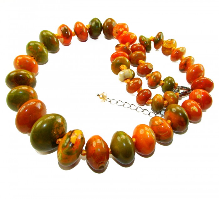 Top quality Rare Unusual Natural Carnelian Agate .925 Sterling Silver Necklace - Carnelian agate necklace, angled view showing beads and clasp detail.