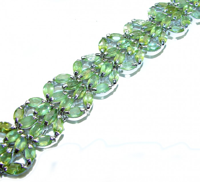 Melissa Great Masterpiece 41.2 carat genuine Peridot .925 Sterling Silver handmade Statement Bracelet - photo 1