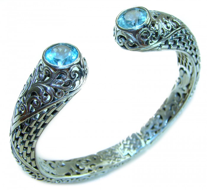 Large and Heavy Bali Legacy 45.5 grams authentic 10.9 carat Swiss Blue topaz Floral Bracelet in .925 Sterling Silver handcrafted - Bali bangle bracelet with topaz, detailed side view.