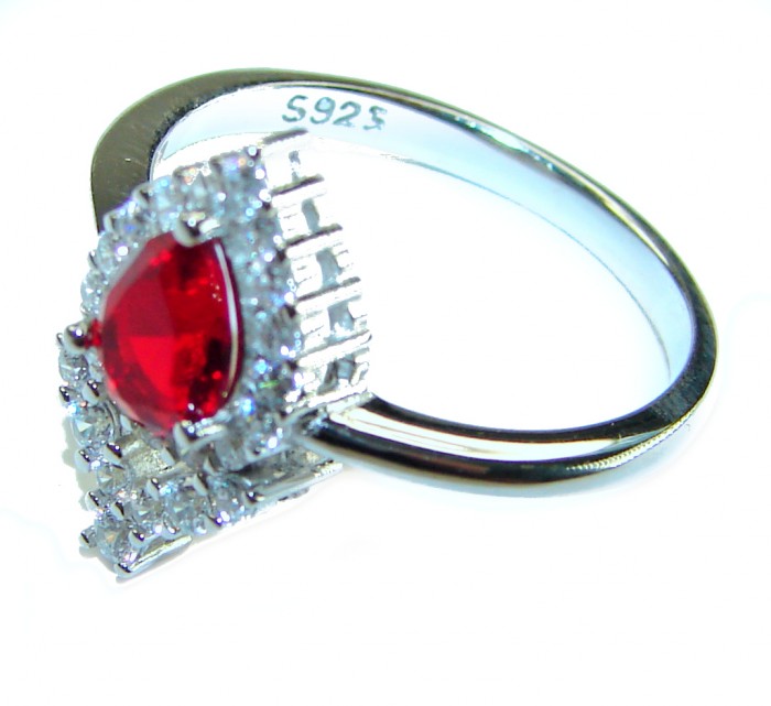 Spectacular Authentic 4.3 carat Ruby .925 Sterling Silver handmade Cocktail Ring s. 8 - Side view of sterling silver ring with a 4.3 carat ruby centerpiece.
