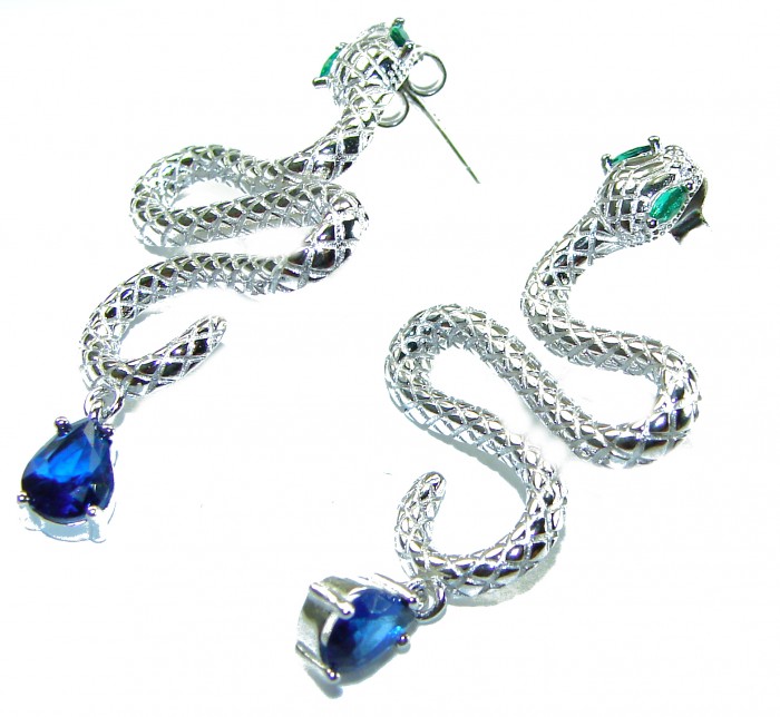 Golden Cobra Snakes 1.5 carat Sapphire .925 Sterling Silver earrings - Snake earrings with sapphire, front view, intricate silver design