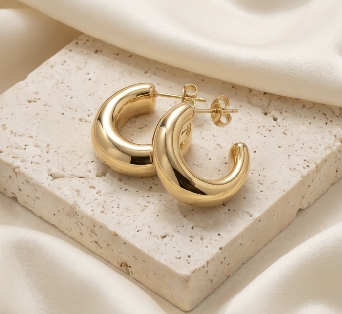 Luxurious Golden tone handcrafted Stylish earrings - photo 2
