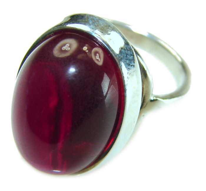 Bella Rosa Natural 18.4 carat Ruby .925 Sterling Silver handmade Statement Ring size 6 - Close-up of Bella Rosa 18.4 carat Ruby in .925 Sterling Silver setting