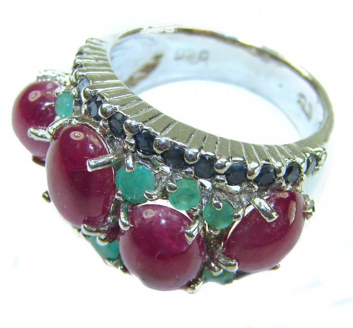 Precious natural Kashmir Ruby rhodium over .925 Sterling Silver handmade ring size 8 - Side view of Kashmir ruby ring with blue and green gemstones