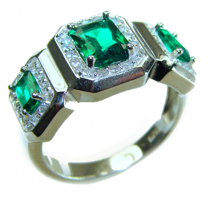 Natural 8.6 carat Chrome Diopside .925 Sterling Silver Reversible ring size 6 1/4 - Sterling silver ring with chrome diopside, angled top view.