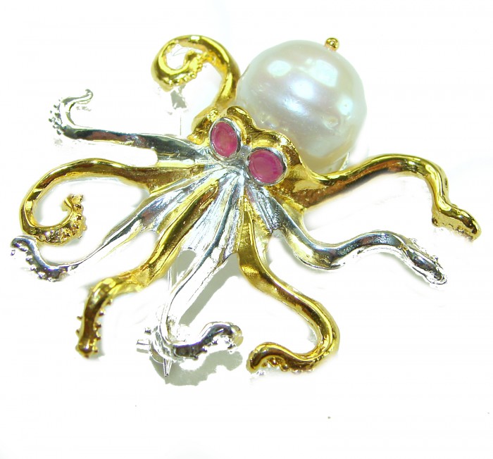 Octopus real Pearl 18K Gold over .925 Sterling Silver handmade Pendant Brooch - Octopus pendant, pearl body, 18K gold over silver, top view.