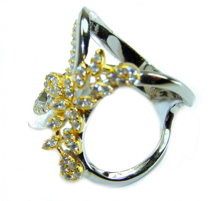Aphrodite - 2.6 carat White Topaz 2 tones .925 Sterling Silver handcrafted ring size 6 - Side view of Aphrodite ring with 2.6 carat white topaz in sterling silver.