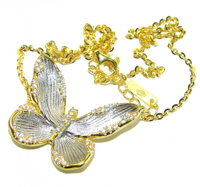 Golden Butterfly authentic 14k Gold over .925 Sterling Silver handcrafted necklace - Gold butterfly necklace with chain, top view.
