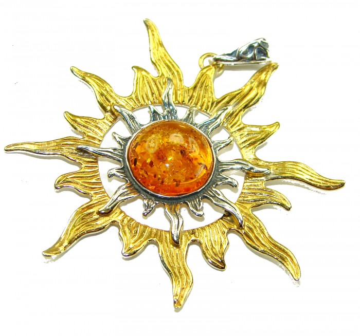 Bright Sun Baltic Polish Amber 14k Gold over .925 Sterling Silver handcrafted Pendant - Sun-shaped pendant with amber center, front view