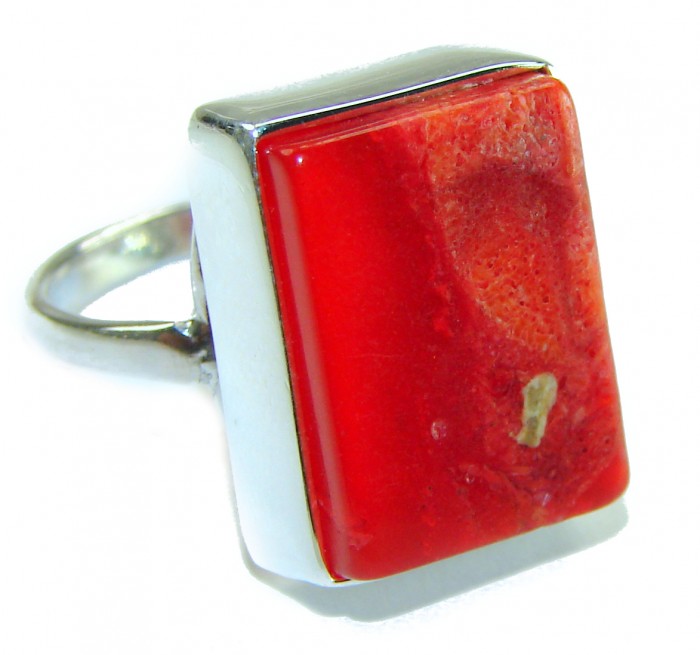 Bohemian Style Natural Fossilized Coral .925 Sterling Silver handmade ring s. 7 - Red coral ring in sterling silver, side view close-up.