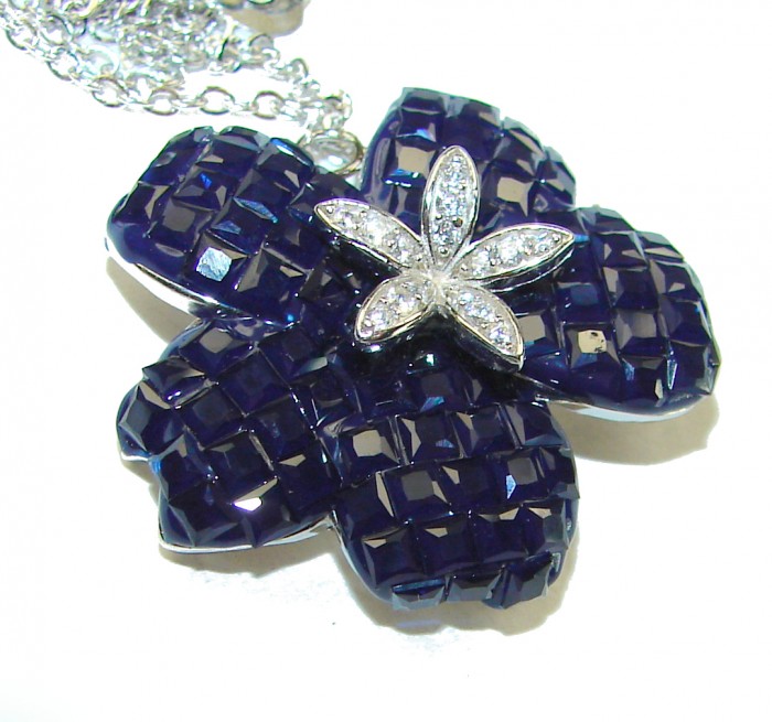 Blue Flower 19.2 carat natural Sapphire .925 Sterling Silver handcrafted Necklace - Blue flower sapphire pendant, top view, on silver chain.