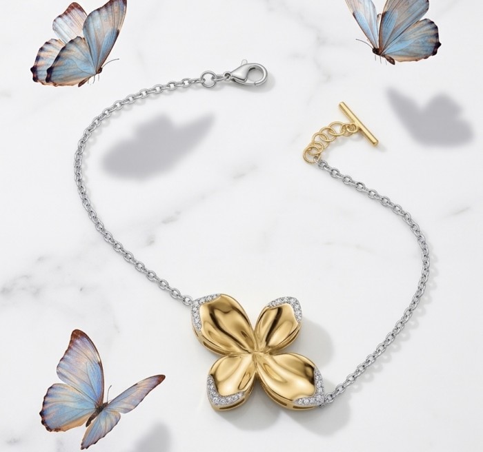 Lotus White Topaz highly polished 18K Gold over .925 Sterling Silver Italy made bracelet - Top view of Lotus White Topaz bracelet with butterflies.