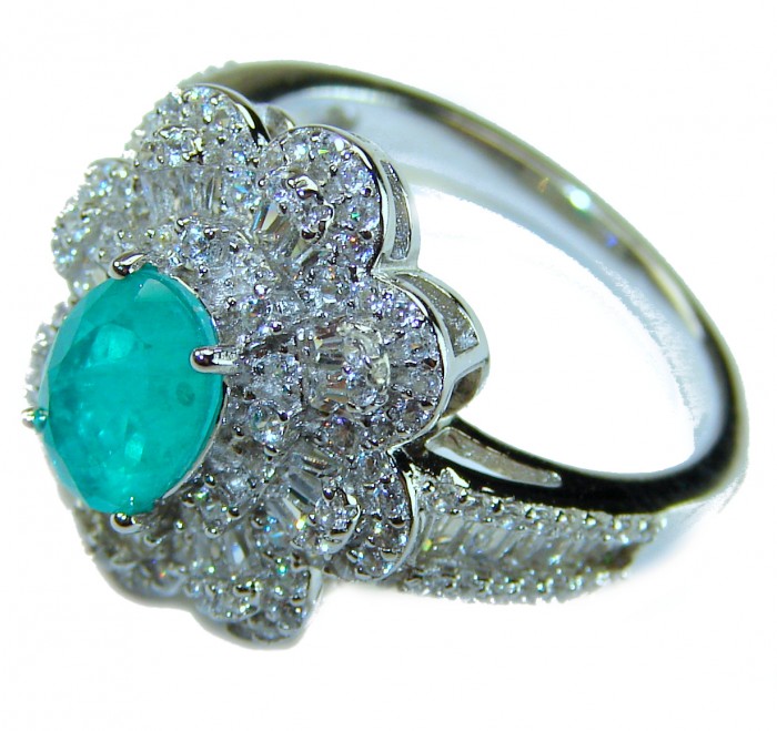 Authentic 3.7 carat Colombian Emerald .925 Sterling Silver handcrafted Ring size 7 - Close-up of 3.7 carat Colombian emerald ring in .925 sterling silver.