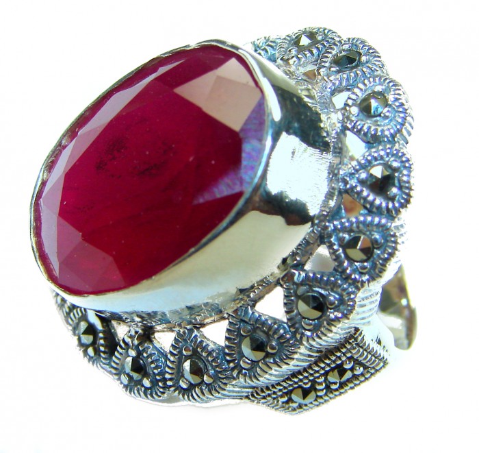 Bellezza Genuine 29.5 CARAT Ruby .925 Sterling Silver Large Statement Ring size 7 - Close-up of Bellezza sterling silver ring with large ruby stone