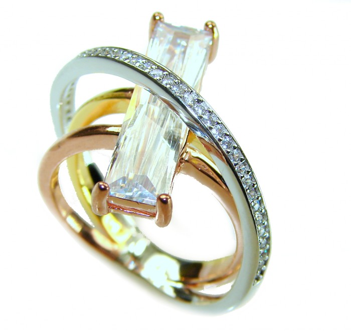 Modern Art 8.6 ctw White Topaz 2 tones .925 Sterling Silver handcrafted Statement Ring size 6 - Modern Art white topaz ring, side view, 2-tone sterling silver setting