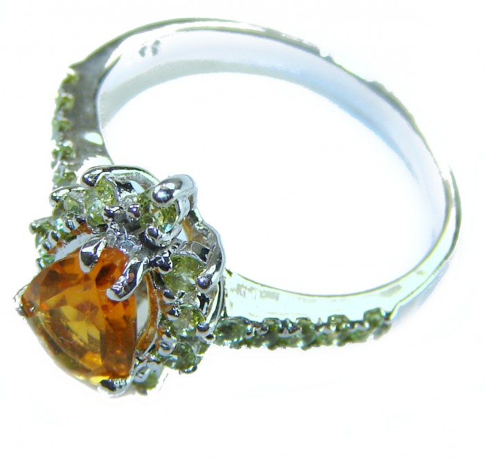 Golden Treasure 4.5 carat Citrine .925 Sterling Silver Handcrafted Ring size 7 1/4 - Side view of Golden Treasure Citrine sterling silver ring.