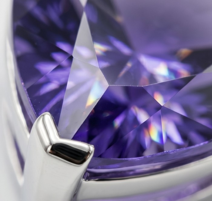 Fancy Trillion Cut Perfect 14.5 carat natural Tanzanite .925 Sterling Silver handcrafted Pendant - Close-up of fancy trillion cut 14.5 carat natural Tanzanite stone.