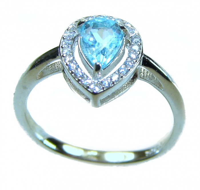 Dolce Vita authentic 4.5 carat authentic Aquamarine .925 Sterling Silver handcrafted Ring size 6 1/4 - Aquamarine ring front view with pavé halo on split band.