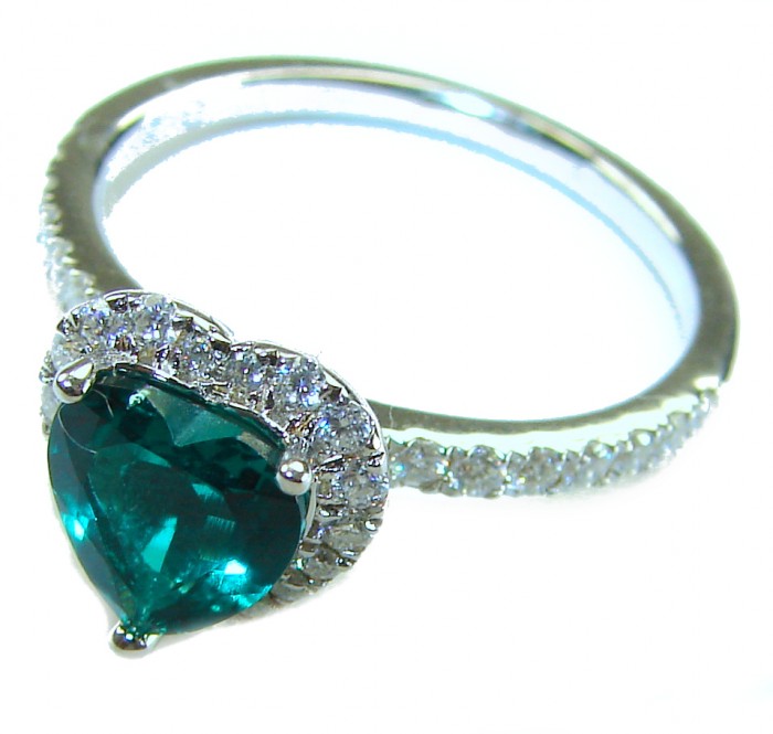 Precious Heart 4.8 carat natural Colombian Emerald .925 Sterling Silver handmade Statement Ring size 7 1/4 - Heart-shaped emerald ring with diamond accents, close-up view.