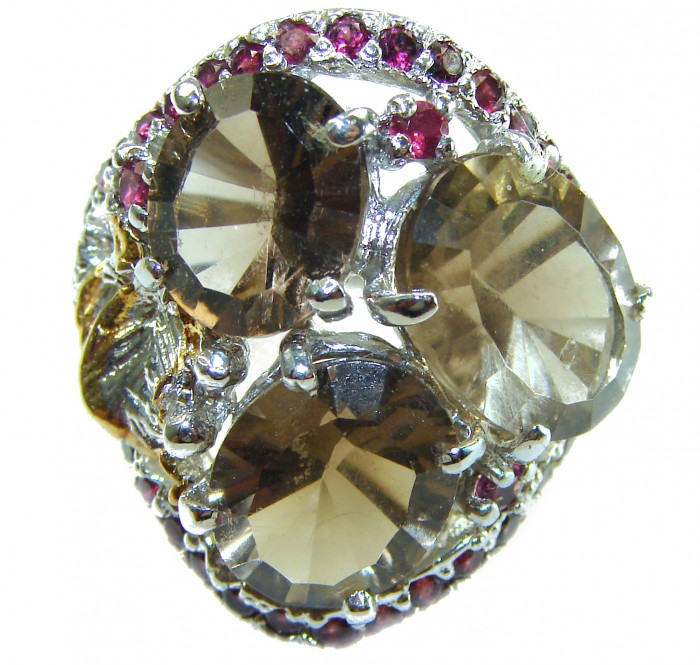 Celestial peace 27.5 carat Champagne Smoky Topaz Ruby .925 Sterling Silver HUGE Ring size 8 - Close-up of Celestial peace 27.5 carat Smoky Topaz Ruby ring