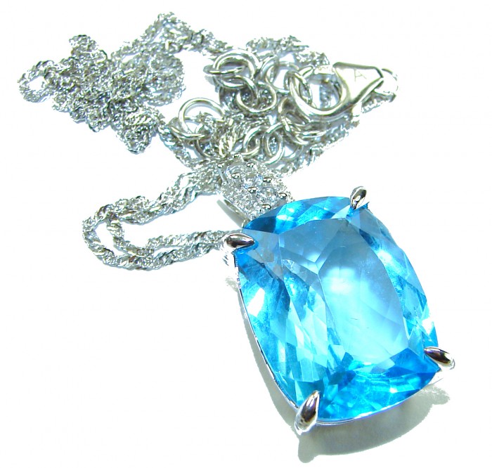 Pacifica 19.5 carat Swiss Blue Topaz .925 Sterling Silver Handcrafted necklace - Close-up of Pacifica Swiss Blue Topaz pendant with silver chain